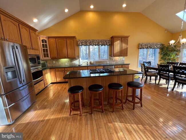 Building Photo - 12701 Autumn Crest Dr