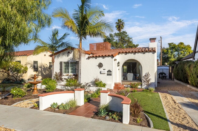 Foto del edificio - 3758 Gaviota Ave