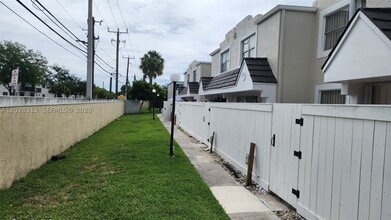 Building Photo - 4540 SW 68th Ct Cir