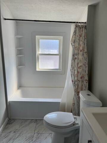 Foto del edificio - 835 Boston Rd