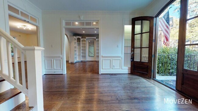 Foto del edificio - 123 Greymist Ln