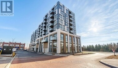 Building Photo - 509 Dundas St W