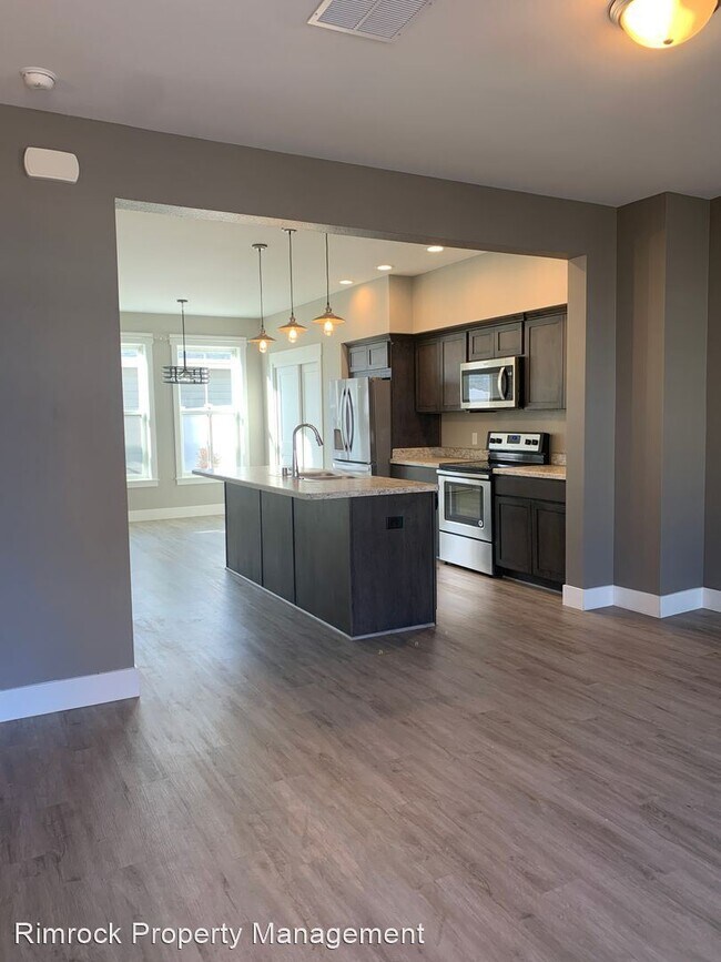 Building Photo - 2 br, 2.5 bath House - 1732 Walter Creek Blvd