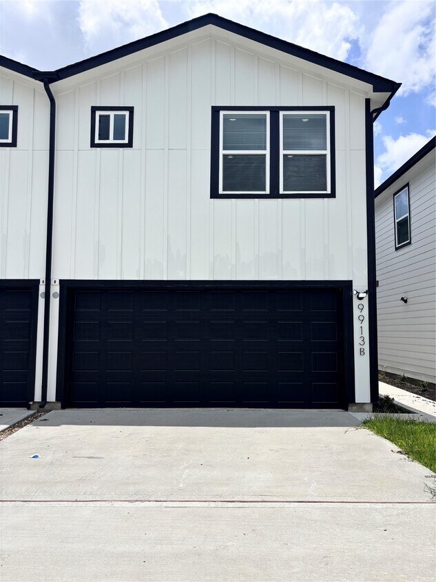 Foto principal - 9913 Porto Rico Rd