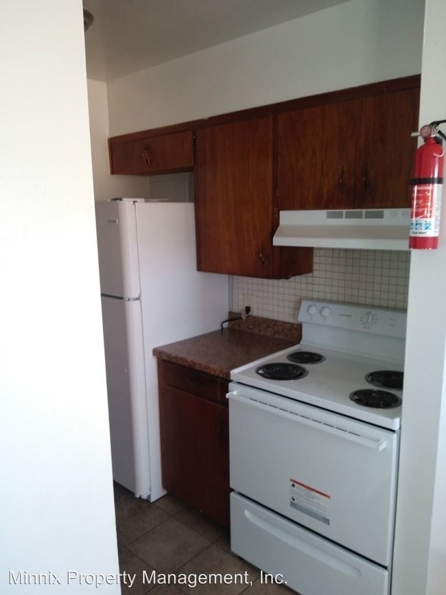 Building Photo - 1 br, 1 bath Apartment - 226 N. Magdalen
