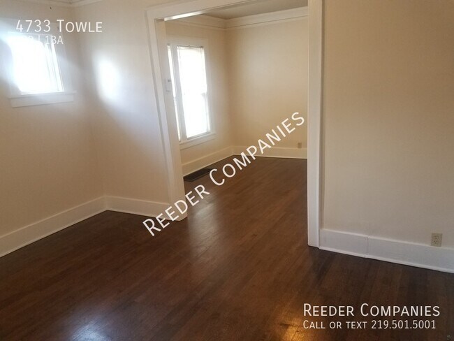 Building Photo - 1 Bedroom Duplex close to Hammond South Sh...