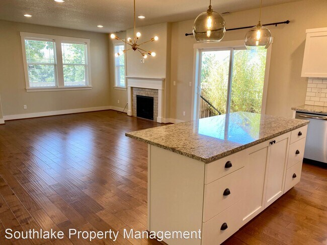 Building Photo - 4 br, 2.5 bath House - 14997 NW Rossetta St