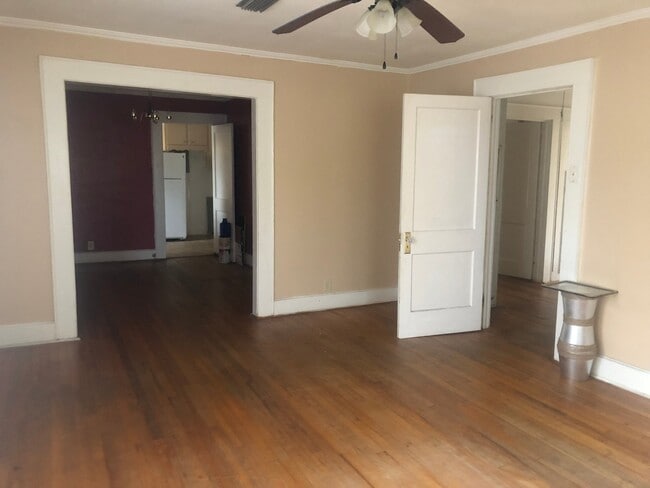 Foto del edificio - 98 Pine St