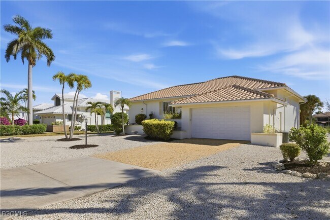 Foto del edificio - 1235 Par View Dr