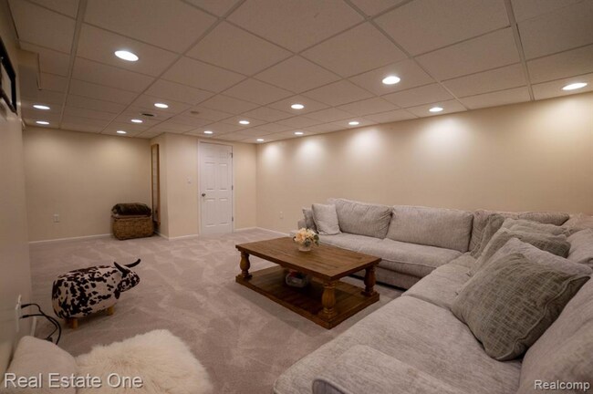 Foto del edificio - 5206 Royal Vale Ln