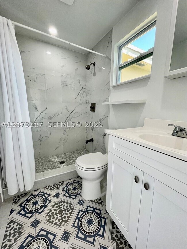 Foto del edificio - 2310 N 57th Ave