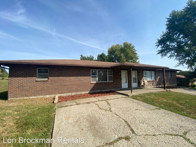 Building Photo - 3 br, 1.5 bath House - 131 Maple Grove Way