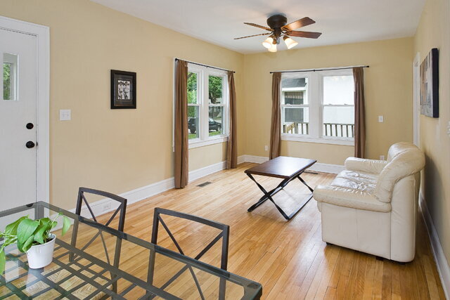 Building Photo - Charming 3-Bed Home in Southeast Minneapolis!