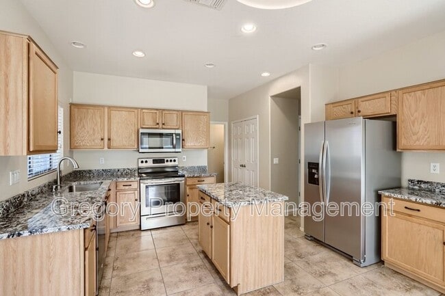 Building Photo - 3543 W Steinbeck Ct