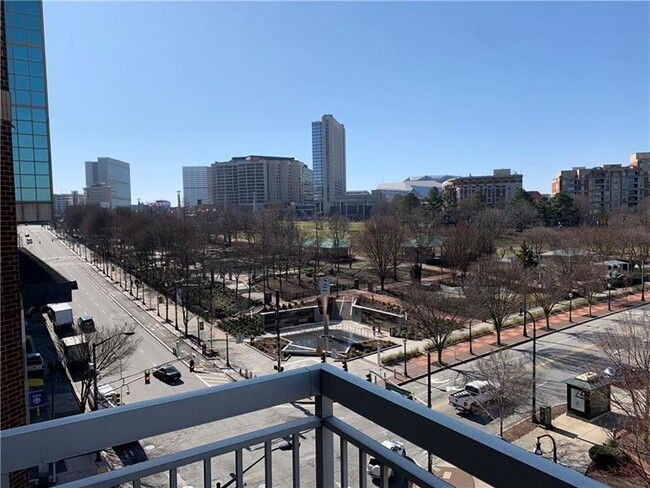 Foto del edificio - 285 Centennial Olympic Park Dr NW