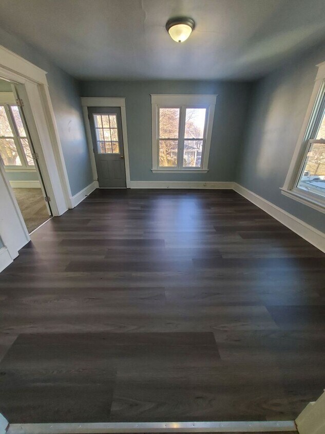 Foto principal - 1217 Lincoln Ave