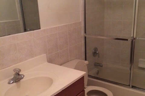 Foto del edificio - 1506 Edison Glen Terrace
