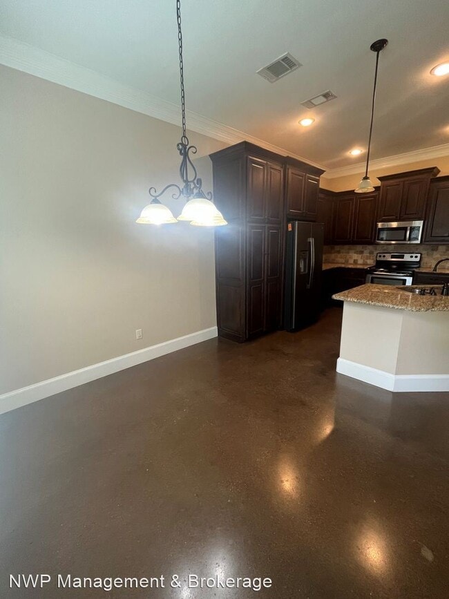 Building Photo - 4 br, 2 bath House - 7341 Flat Rock Ln.