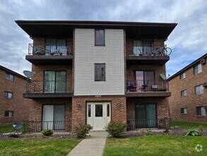 Building Photo - 2604 E State St