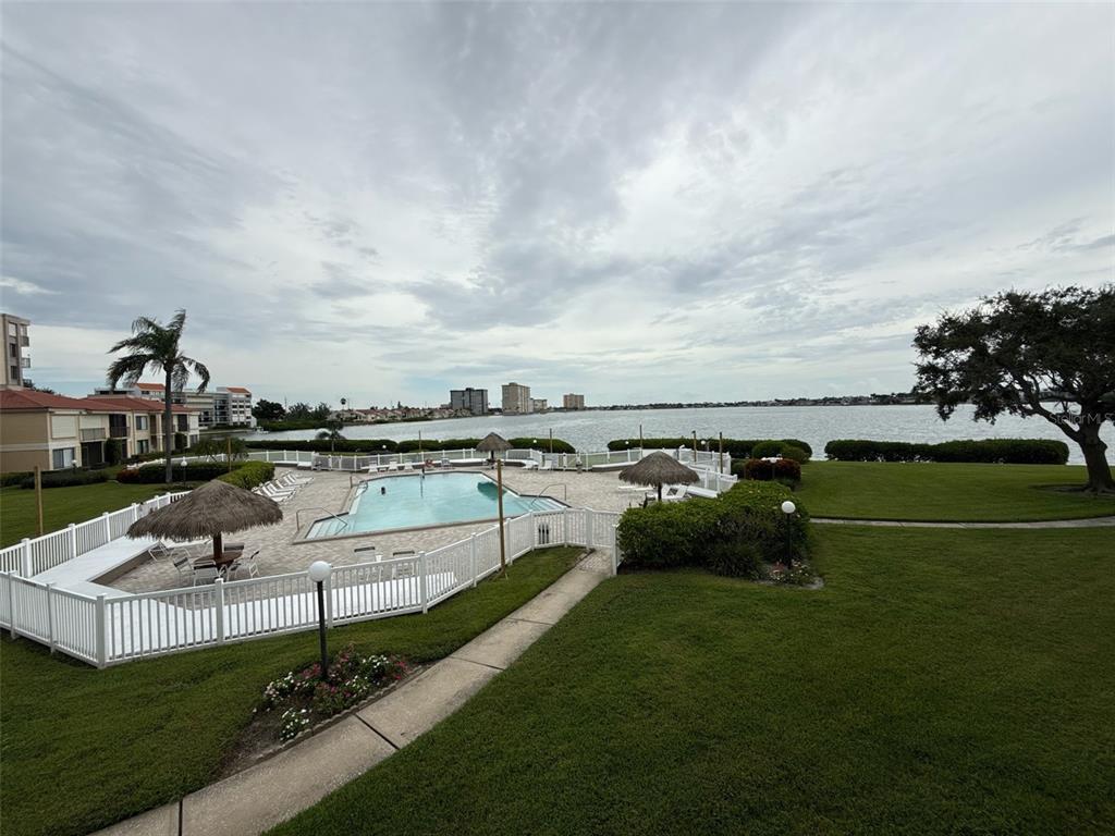 Foto principal - 6158 Palma Del Mar Blvd S