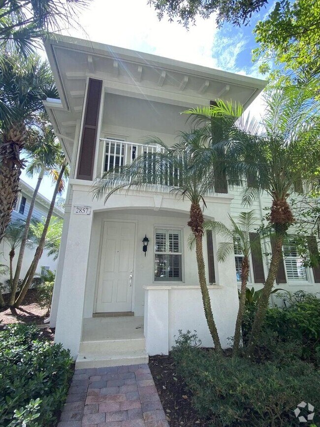 Windsor Park Apartments for Rent with Hardwood Floors Jupiter, FL 2