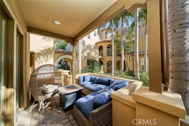 Foto del edificio - 21386 Armilla Cir