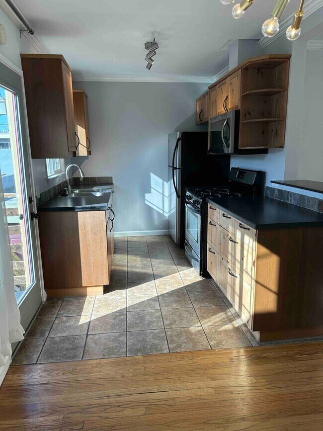 Kitchen - 1754 9th St