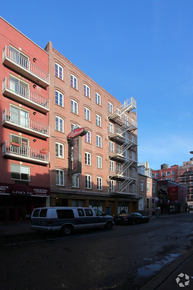 Building Photo - 145-147 Mulberry St