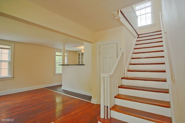 Building Photo - 8 br, 3 bath House - 506 14th Street NW