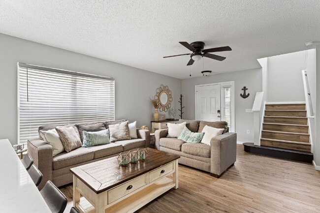 Building Photo - 2684 Hemingway Ave