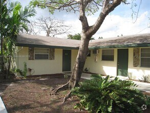 Building Photo - 1450 SW 2nd Ave