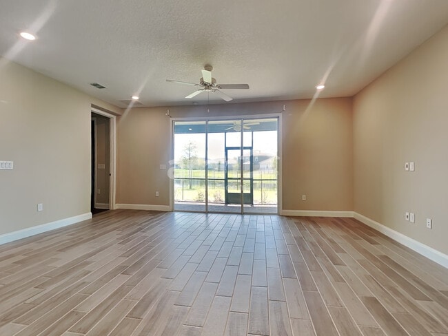 Foto del edificio - 87 Cobalt Ln