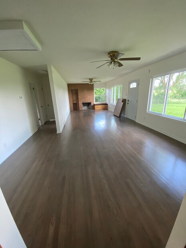 Foto del edificio - 11712 Bannister Rd