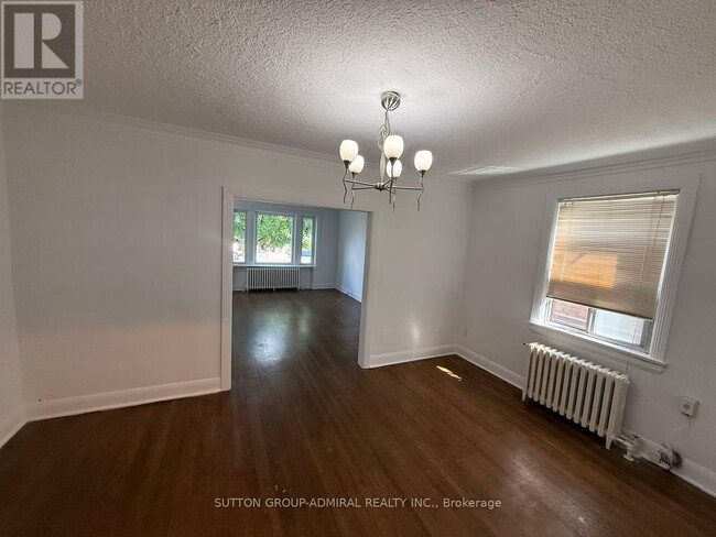 Photo du bâtiment - 976 Avenue Rd