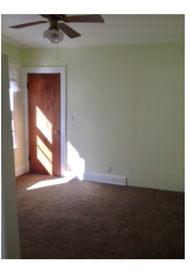 Foto del edificio - 8333 Gridley Ave