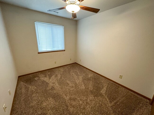 Interior Photo - 225 Hyland