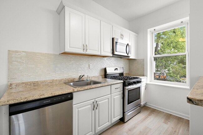 Building Photo - 1209 86th St