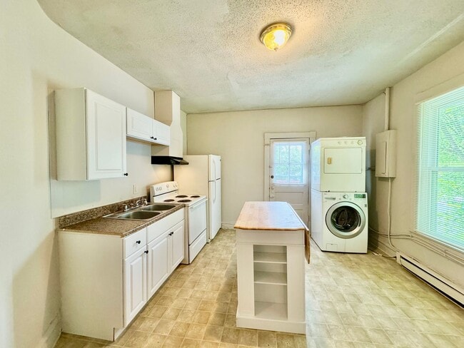 Building Photo - North Mecklenburg Duplexes