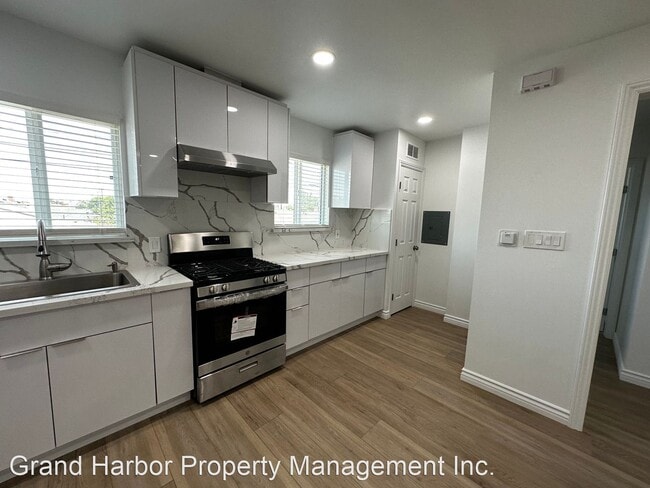 Foto del edificio - 1 br, 1 bath House - 16730 Crenshaw Blvd.