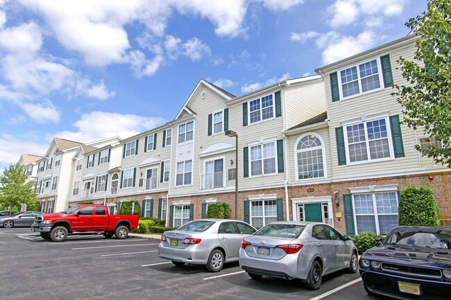 Building Photo - 66 Limerick Ln