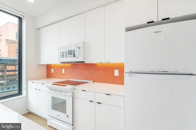 Building Photo - 1141 N Front St