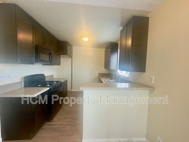 Foto del edificio - 922 W 25th St