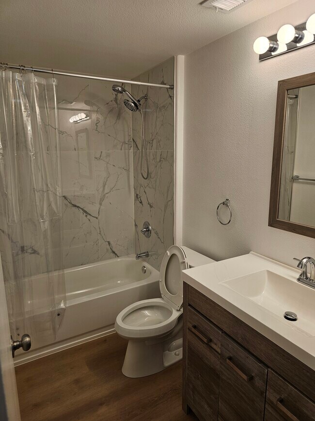 Building Photo - 4200 E Commerce Way