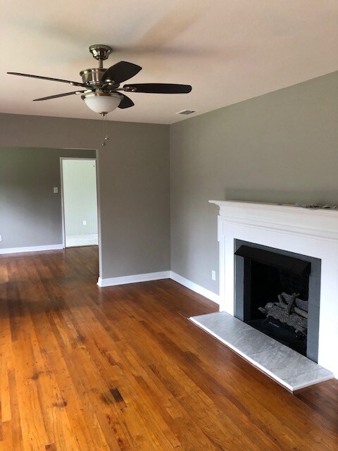 Building Photo - 2617 Walton Ave