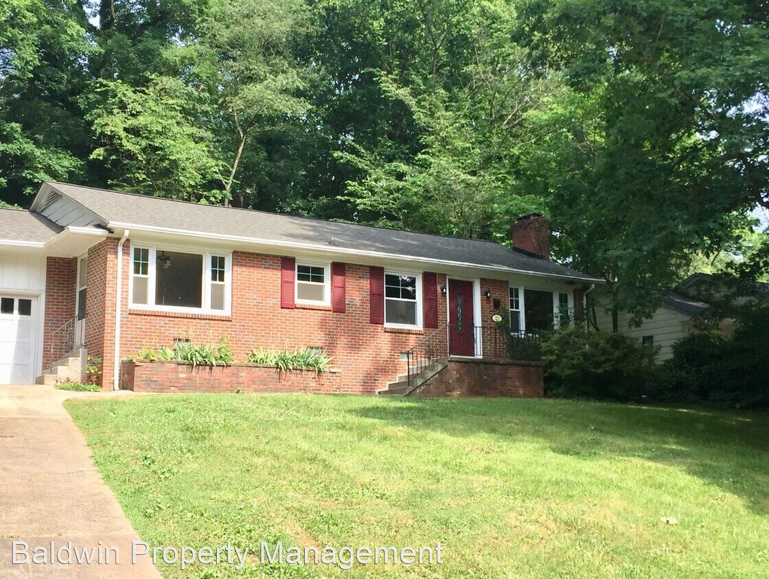 Primary Photo - 3 br, 2 bath House - 1211 Magnolia St