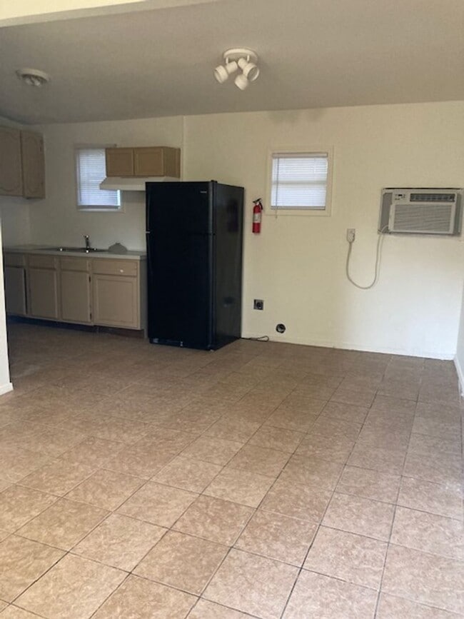 Photo - Biloxi 2 Bedroom House