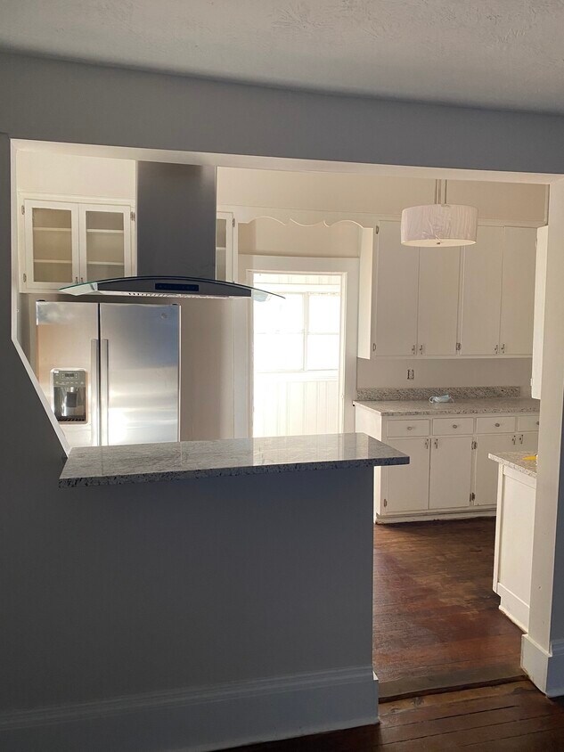 Primary Photo - 1313 Wilson St