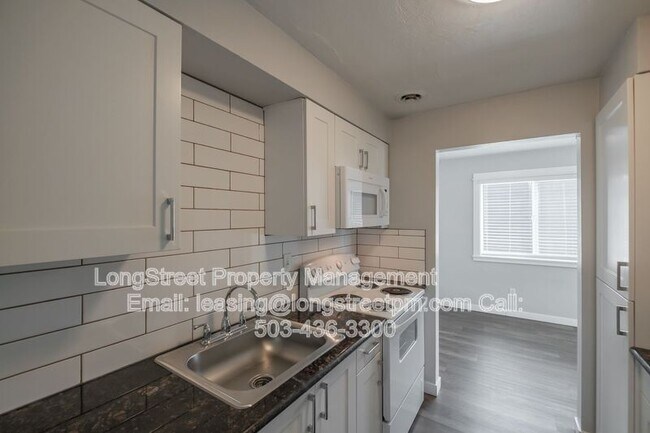 Foto del edificio - 205 6th Ave SW