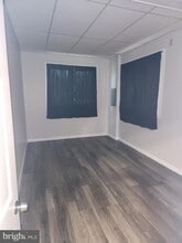 Building Photo - 43 E Wheat Rd