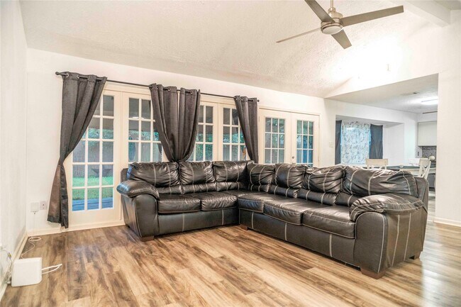 Foto del edificio - 17330 Heritage Bay Dr